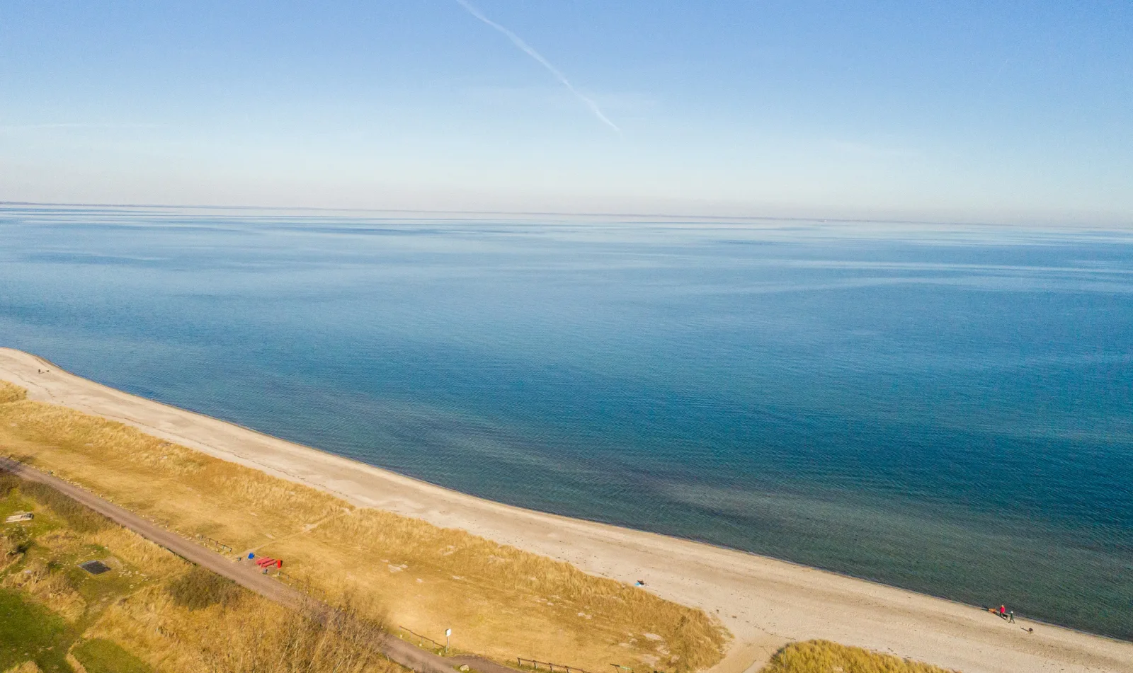 Terrassen-Fewo Seaside am Ostseestrand inkl. Schwimmbad und Strandkorb