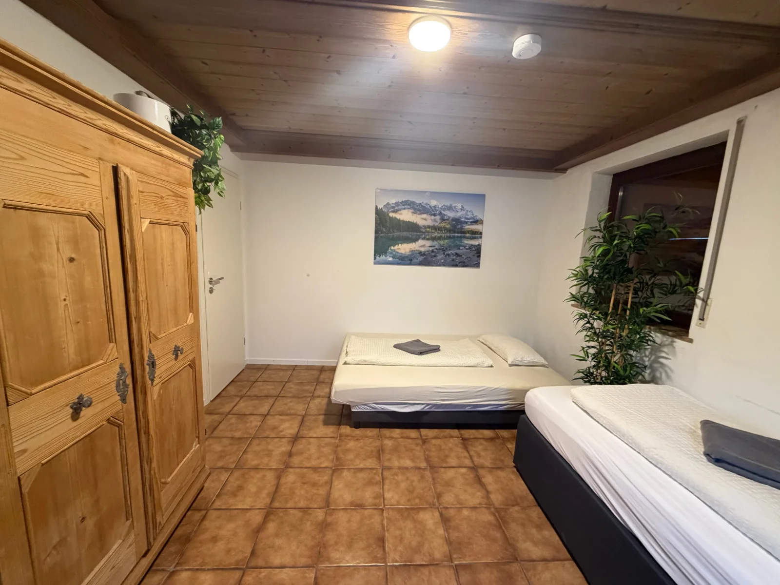 4 Zimmer/ Moderner Alpen-Chic trifft Tradition bei München (OG-R)