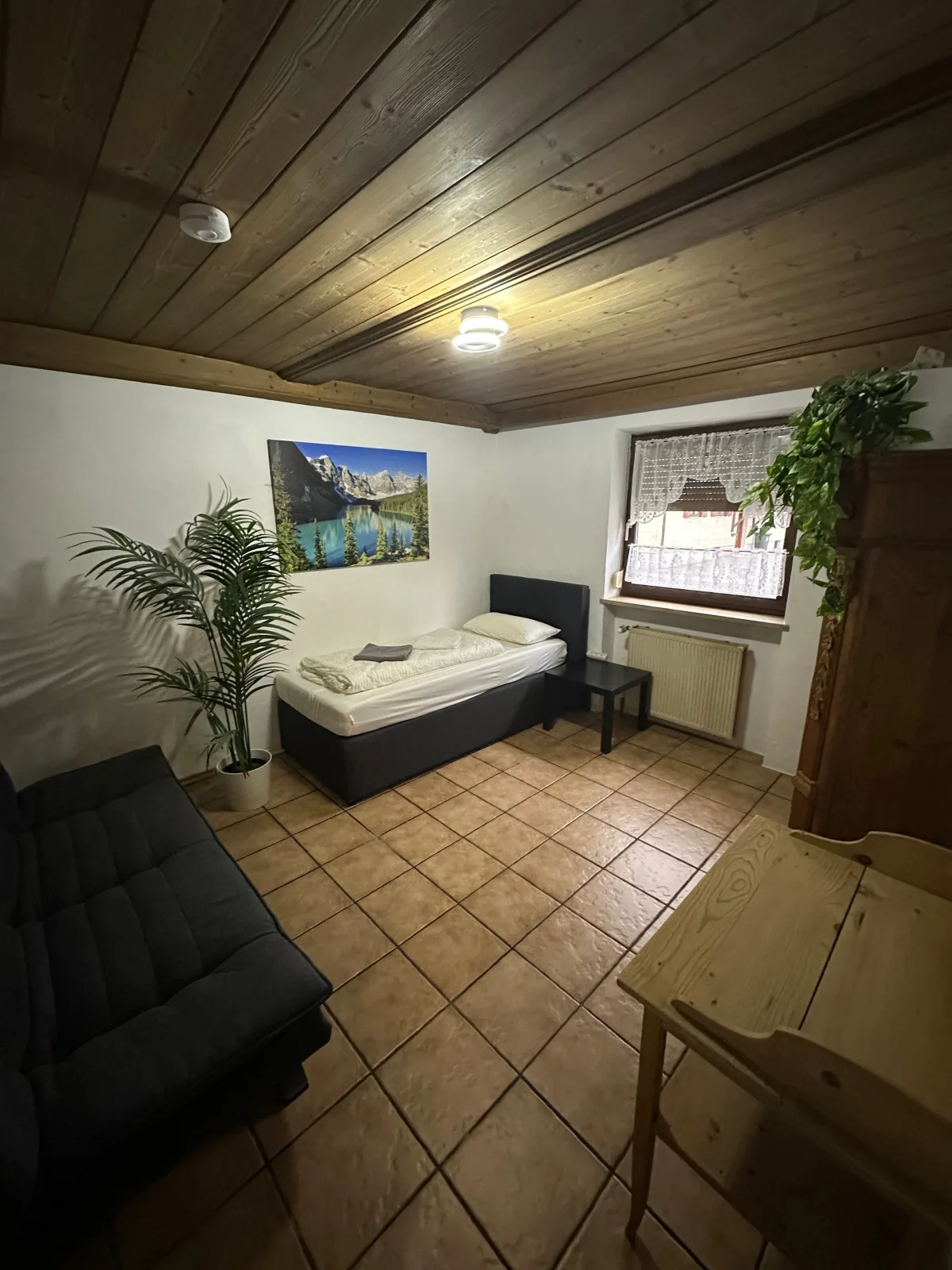 4 Zimmer/ Moderner Alpen-Chic trifft Tradition bei München (EG-R)