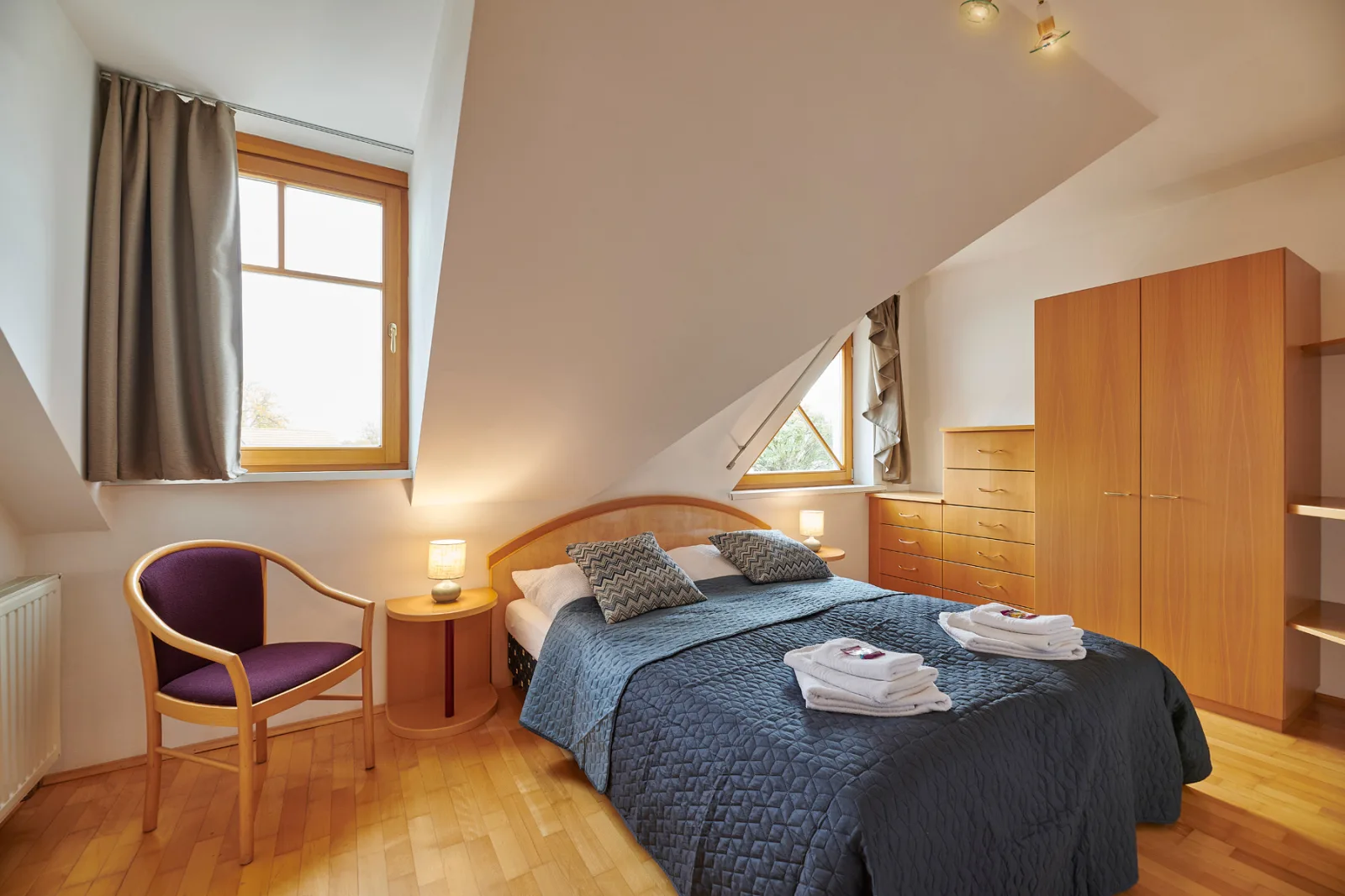 Das Burgennest, 5-Betten Haus, Bademantelgang, Garten, Parkplatz