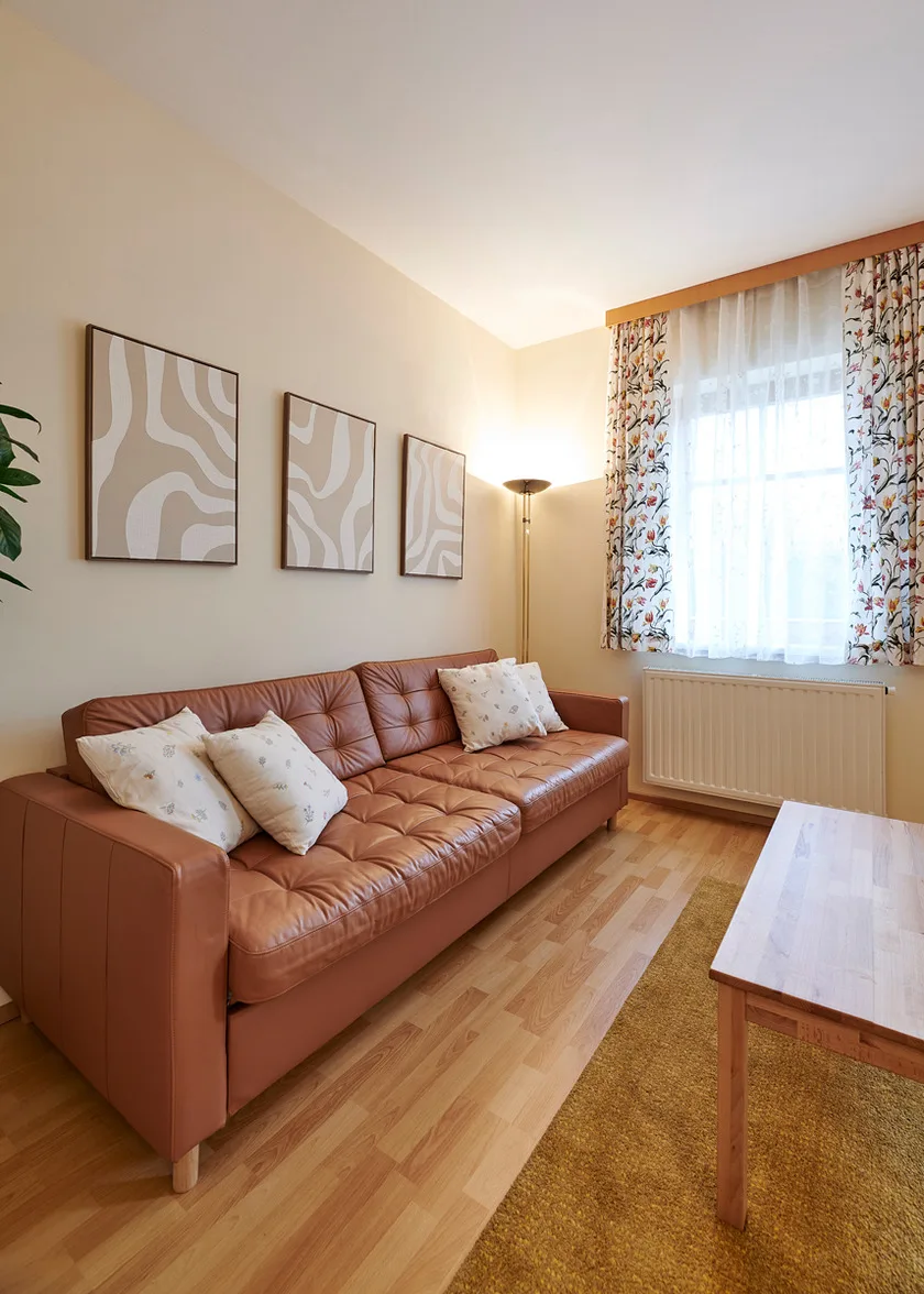 Das Burgennest, 5-Betten Haus, Bademantelgang, Garten, Parkplatz