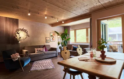 Home 3