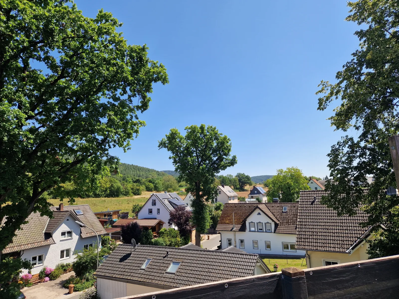 ..über den Dächern von Forstlahm - Kulmbach, Wohnung im Chalet-Stil
