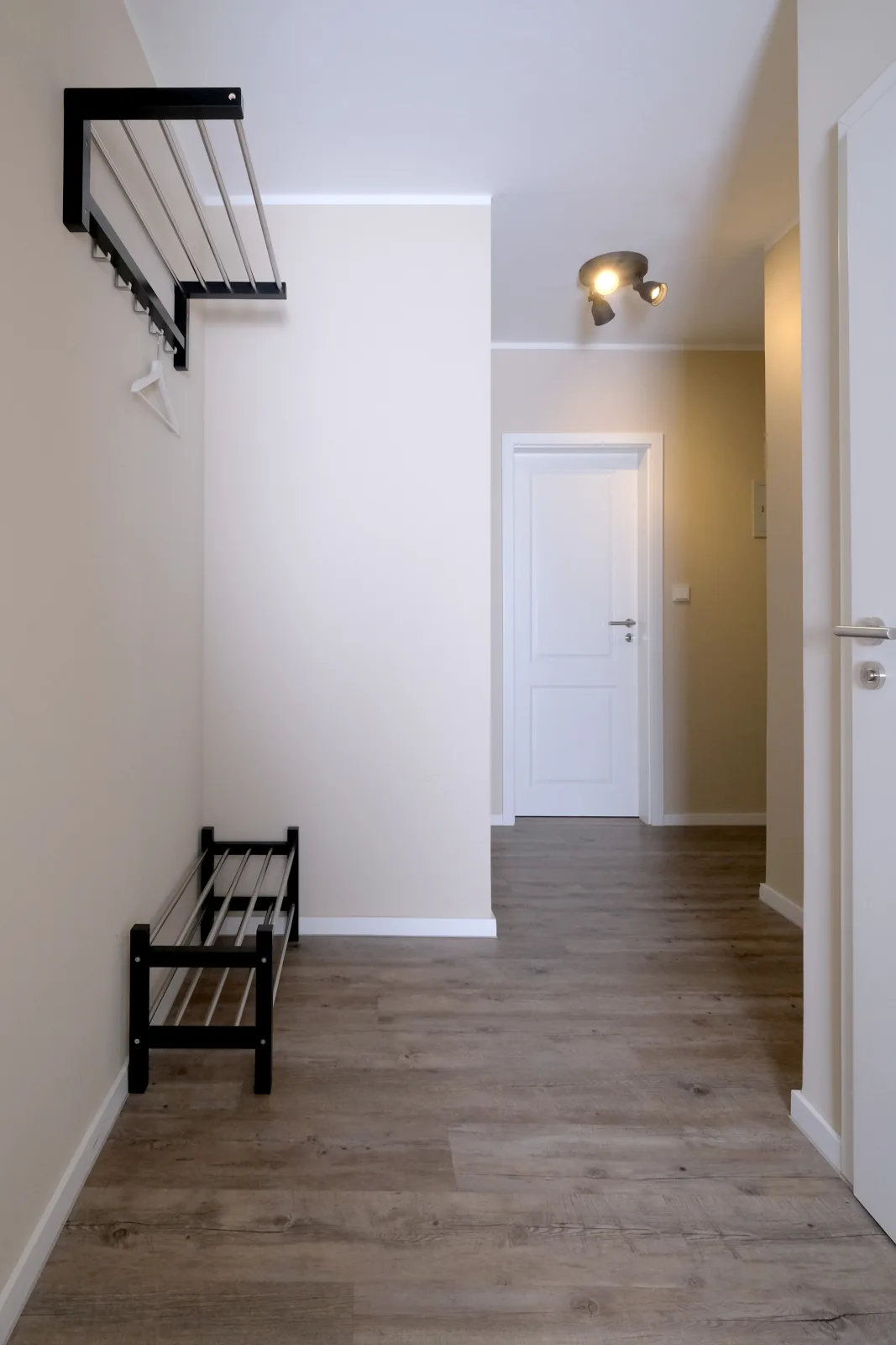 *Neu* FeWo No. 4 Friesenhuus Carolinensiel mit großem Balkon und Fahrradgarage in top Lage