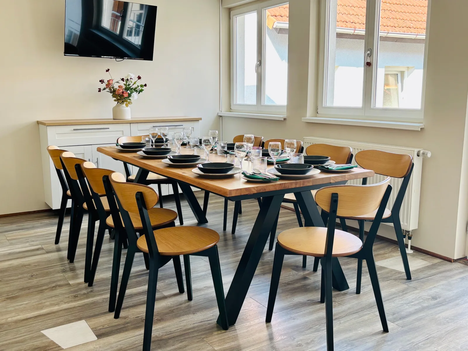AyCatcherHomes - Mira | Old Town | 3BR Loft | 9 Guests