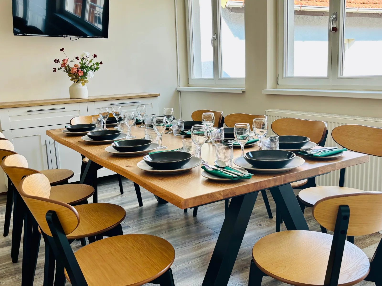 AyCatcherHomes - Mira | Old Town | 3BR Loft | 9 Guests
