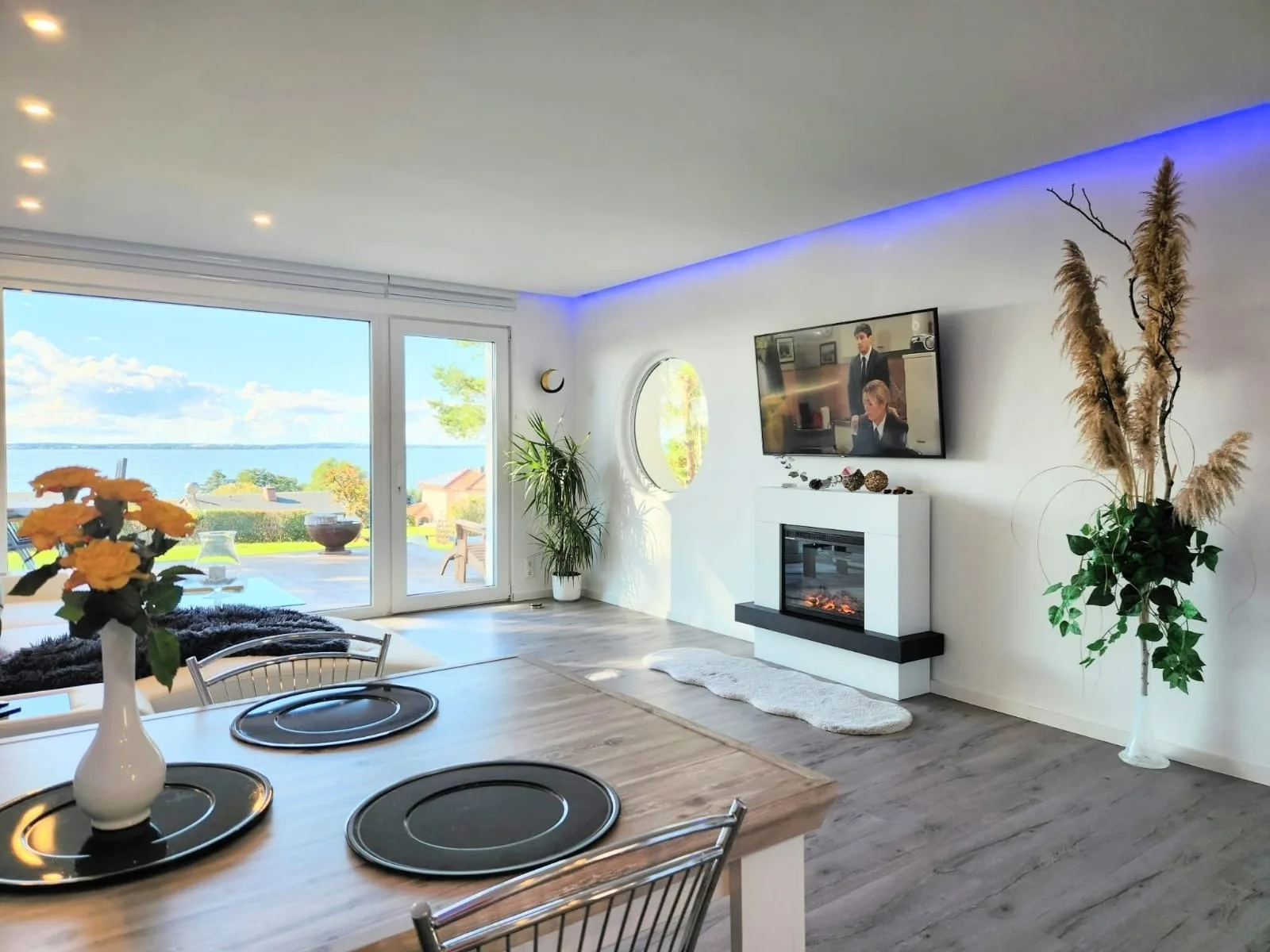 Ferienhaus Sealodge mit Seeblick, Sauna, Kamin an der Ostseeküste