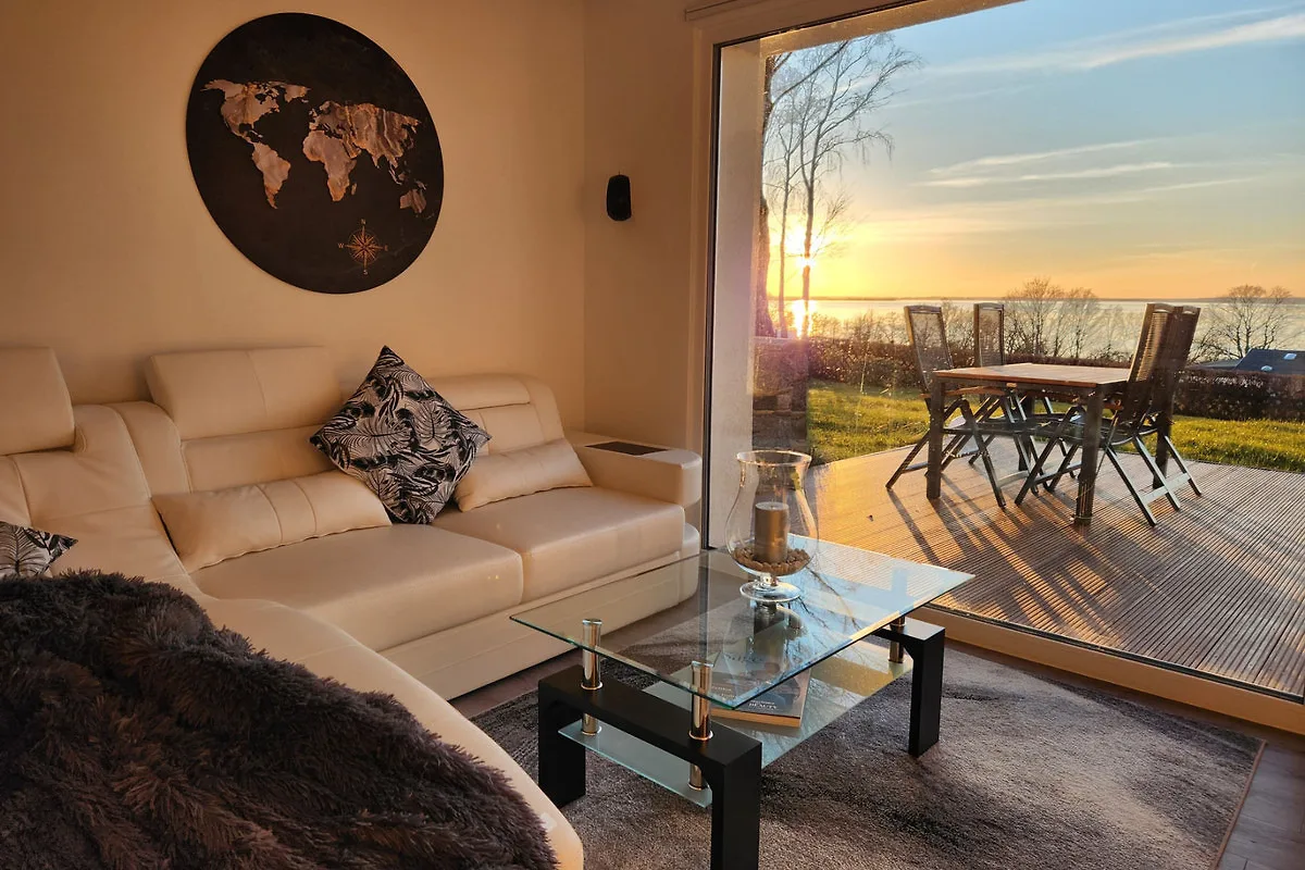 Ferienhaus Sealodge mit Seeblick, Sauna, Kamin an der Ostseeküste