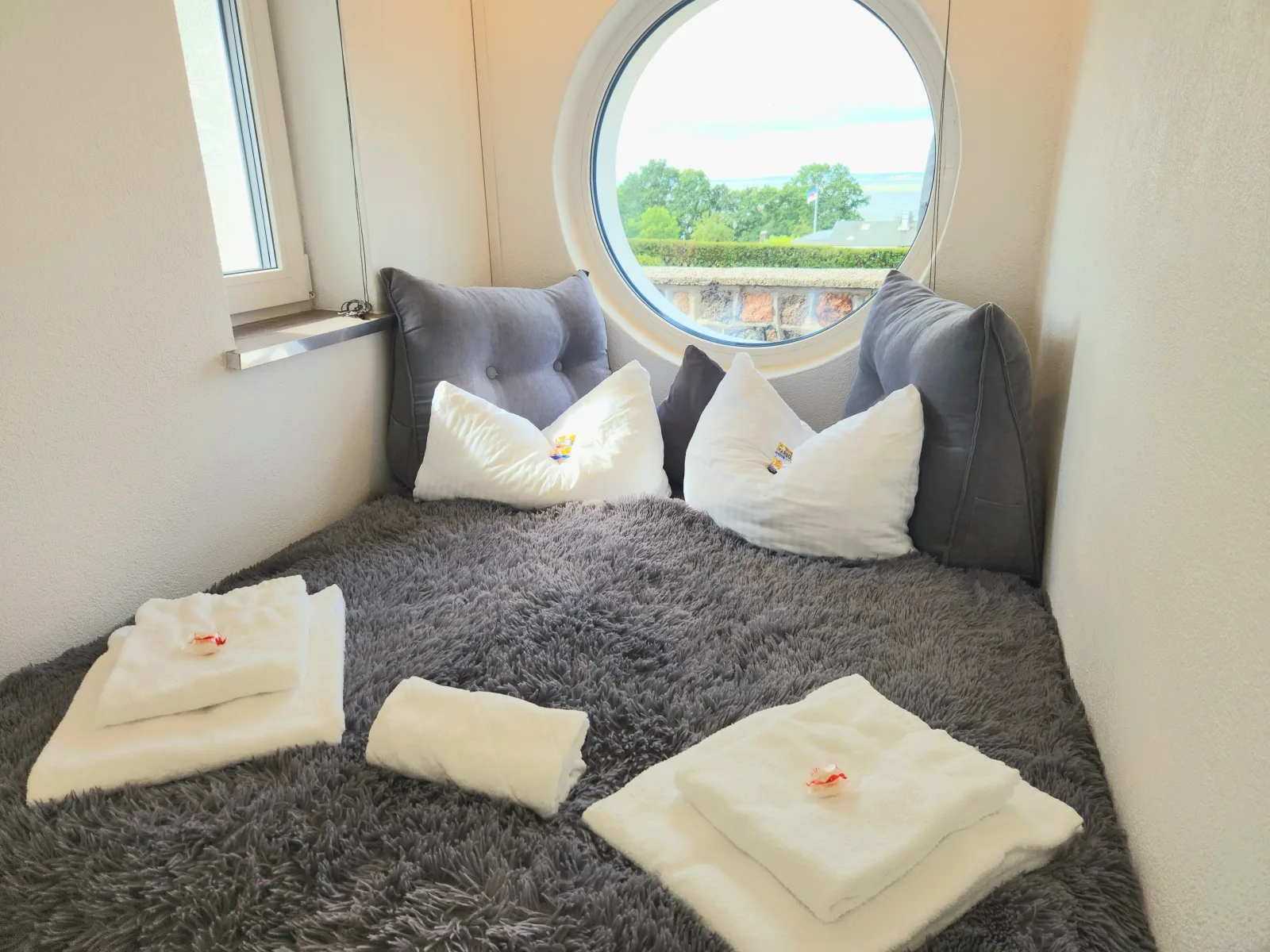Ferienhaus Sealodge mit Seeblick, Sauna, Kamin an der Ostseeküste