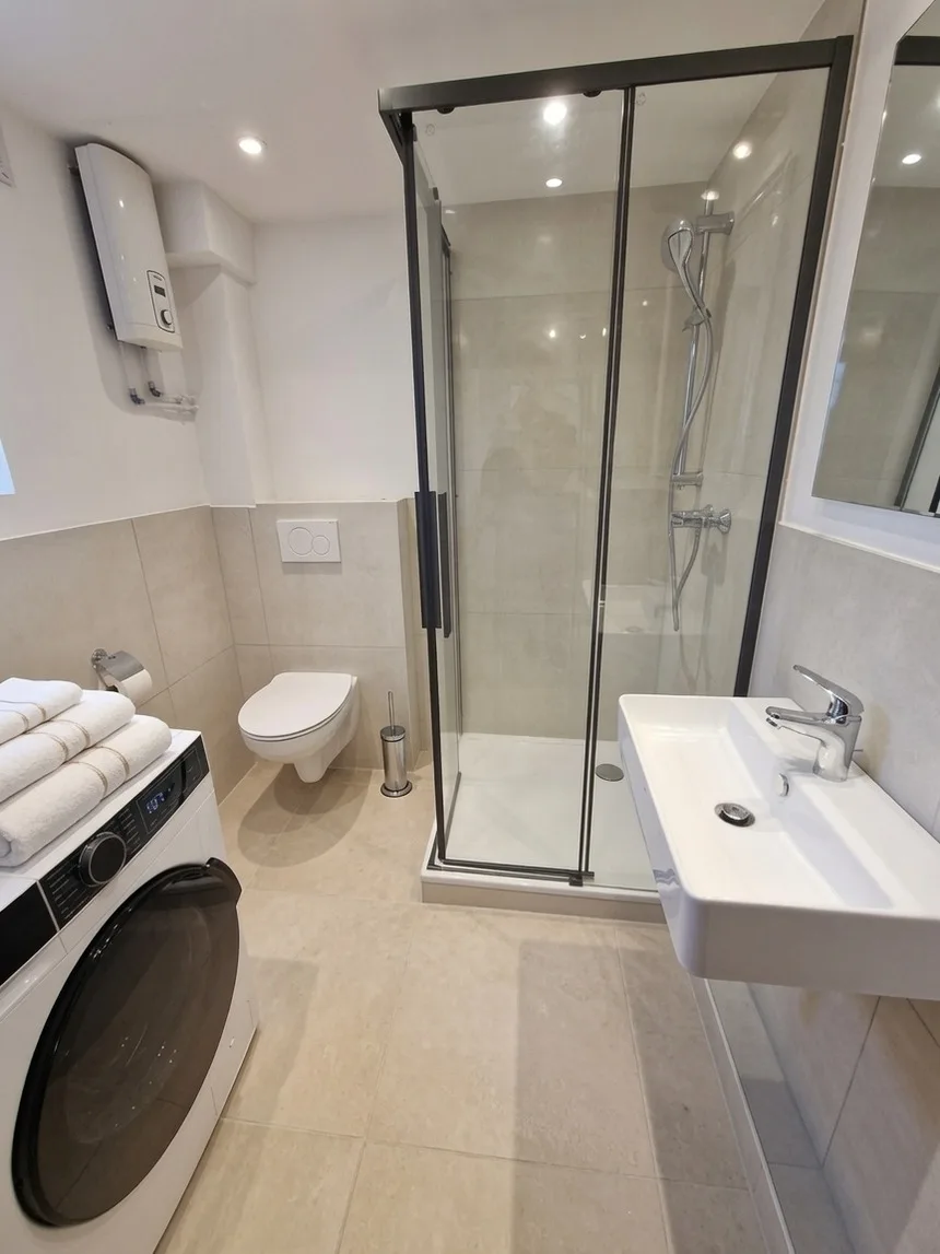 Ferienwohnung Atlantis &bull; Modern & hochwertig &bull; Glasfaser-WLAN &bull; Hunde willkommen &bull; Schlei & Ostsee