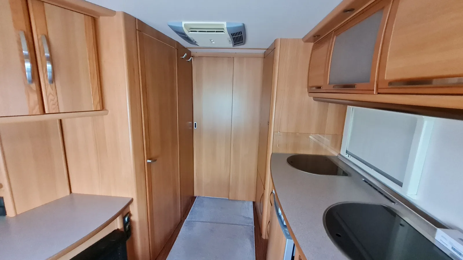 Campingplatz Jurahöhe  Wohnwagen Hütte Flieder