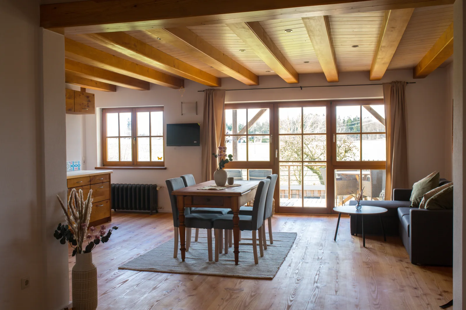 Holz und Naturhof Geng Wohnung Esche