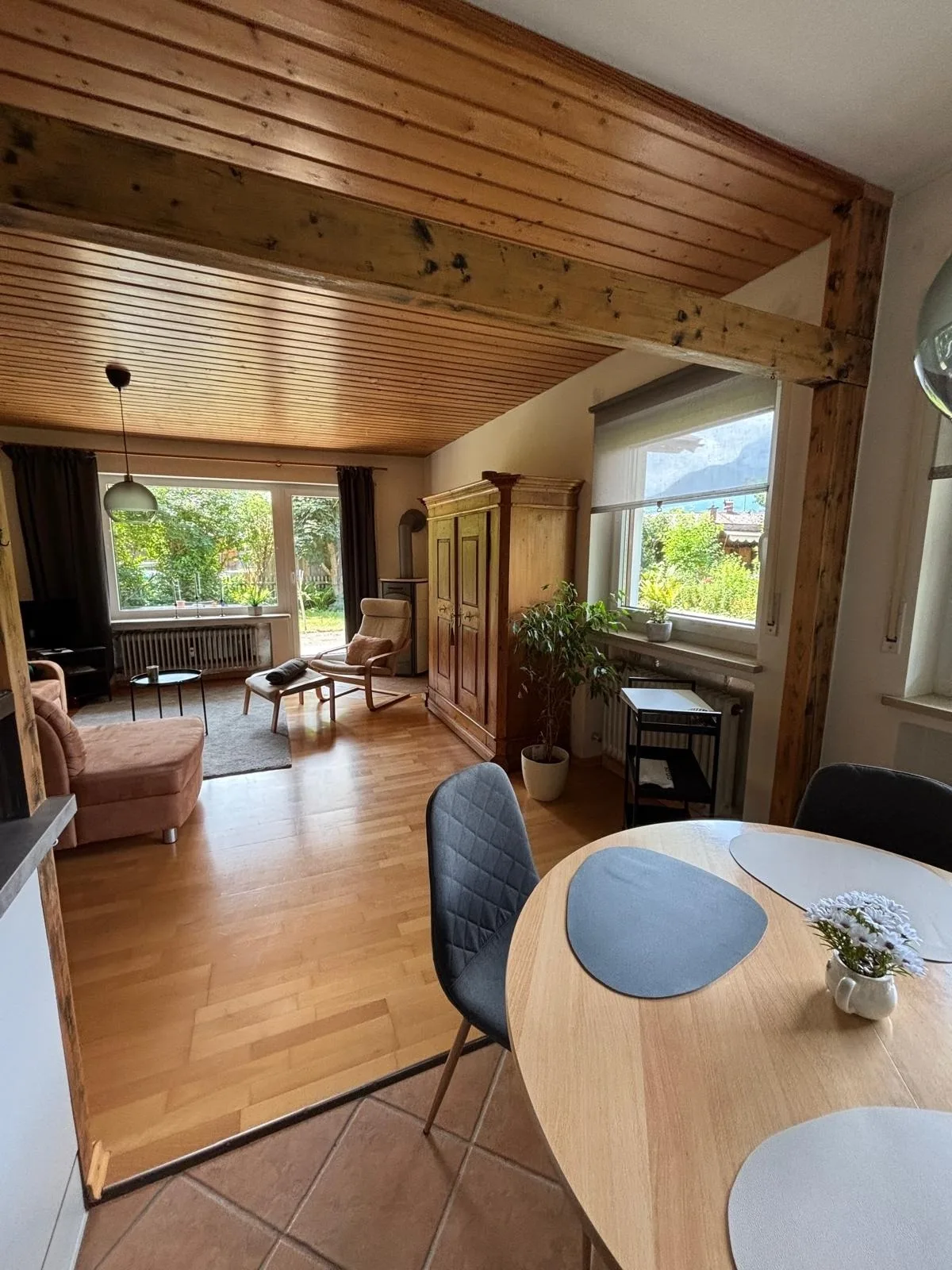 Isarjuwel – Großzügiges Wohnen mit Terrasse, Garten & Karwendelblick