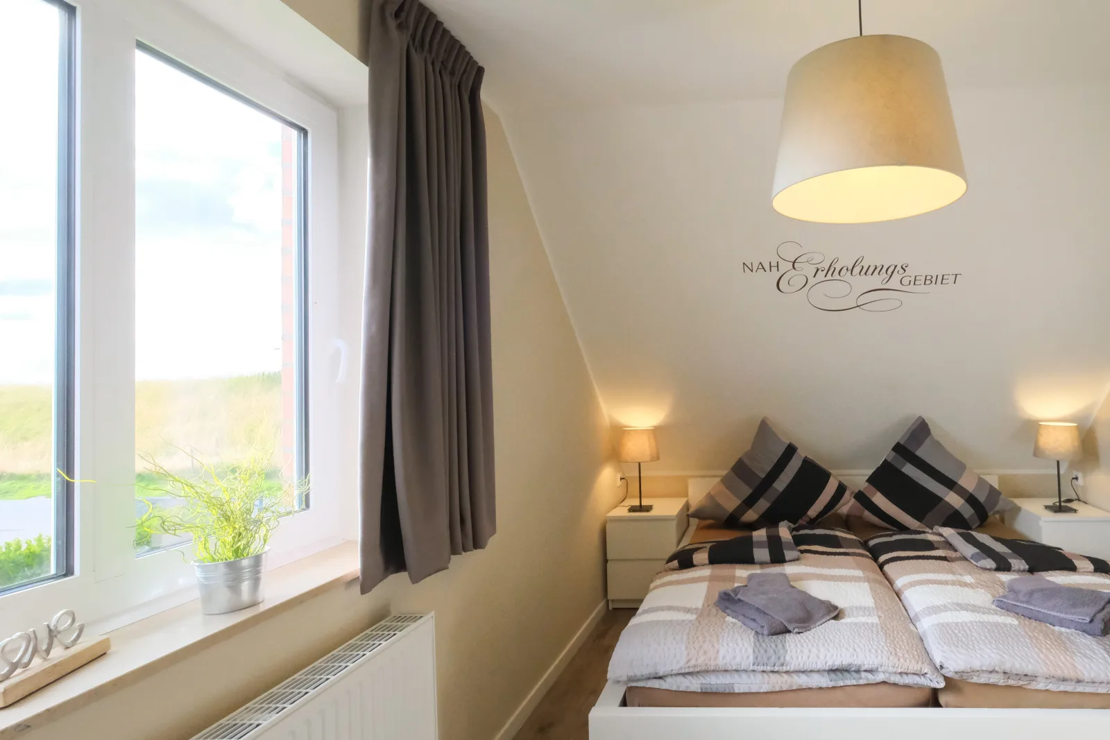 *NEU* FeWo No. 6 Friesenhuus Carolinensiel mit Balkon und Fahrradgarage in top Lage