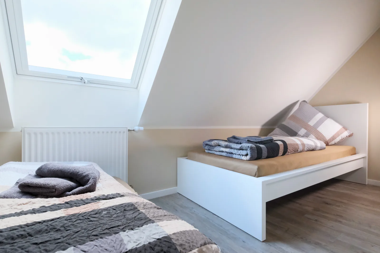 *NEU* FeWo No. 6 Friesenhuus Carolinensiel mit Balkon und Fahrradgarage in top Lage