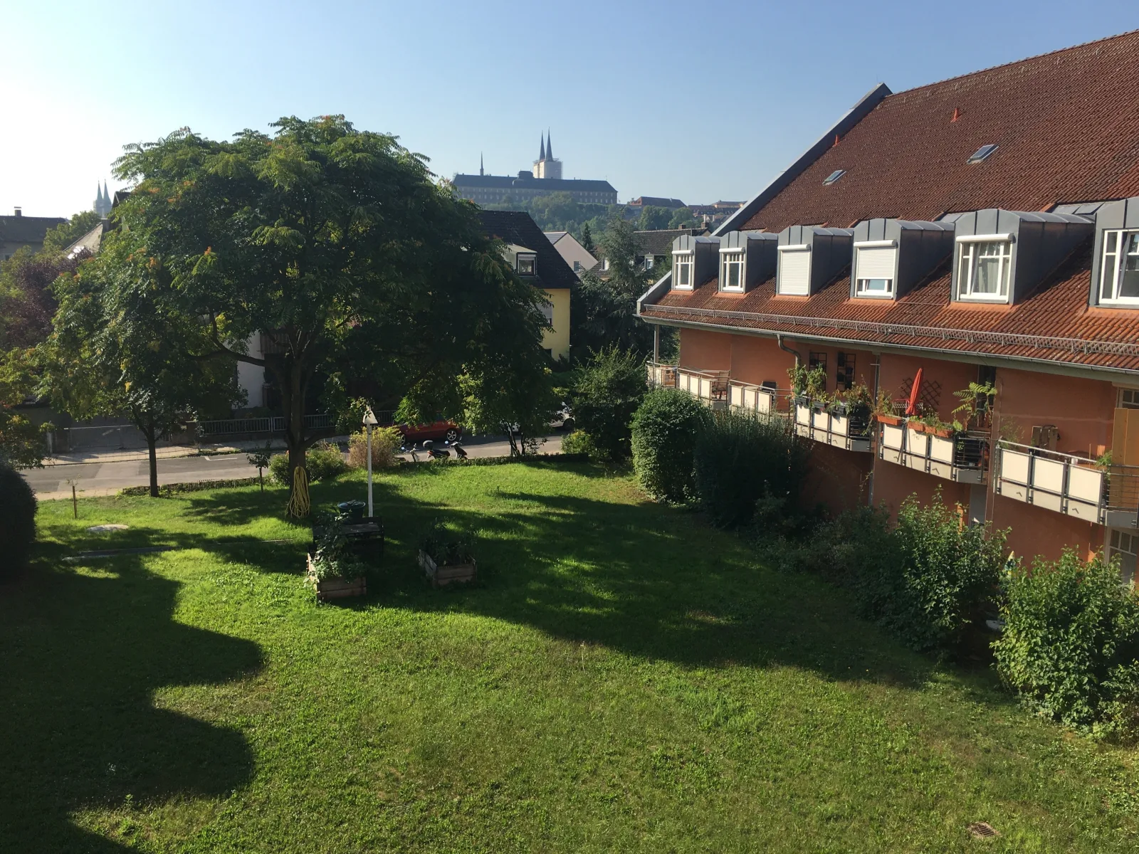 Ferienapart Abends ins Konzert Bamberg Mitte mit TG-Stellplatz + überdachten Balkon