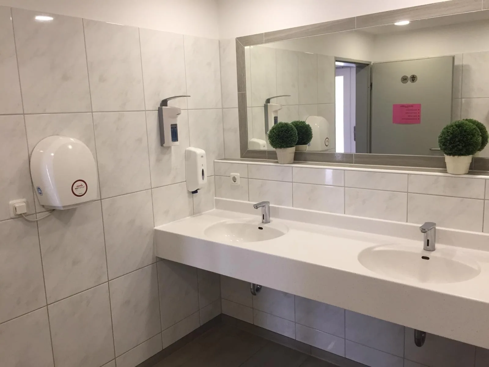 Apartment C12