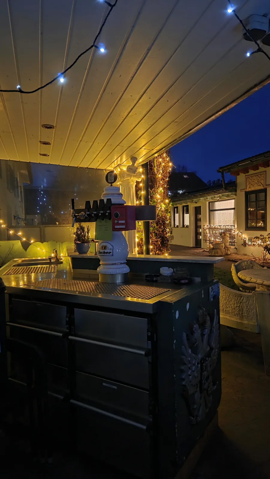 Ferienhof Pommerngreif - Wohnung Bungalow, familiär, mit Poolnutzung und Grillmöglichkeit