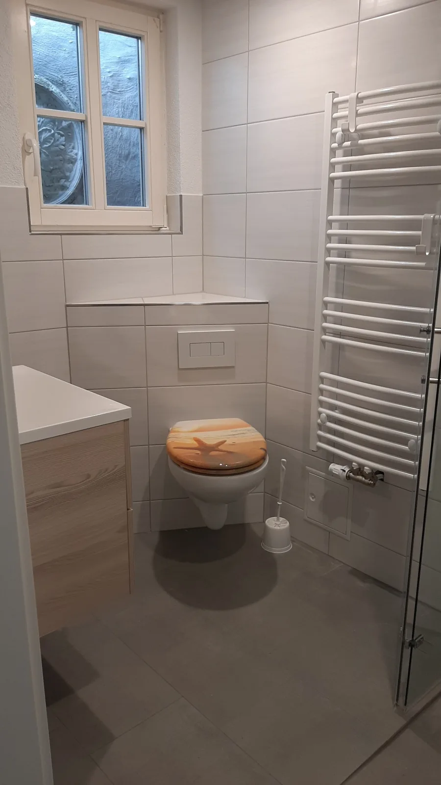 Ferienhof Pommerngreif - Wohnung Bungalow, familiär, mit Poolnutzung und Grillmöglichkeit