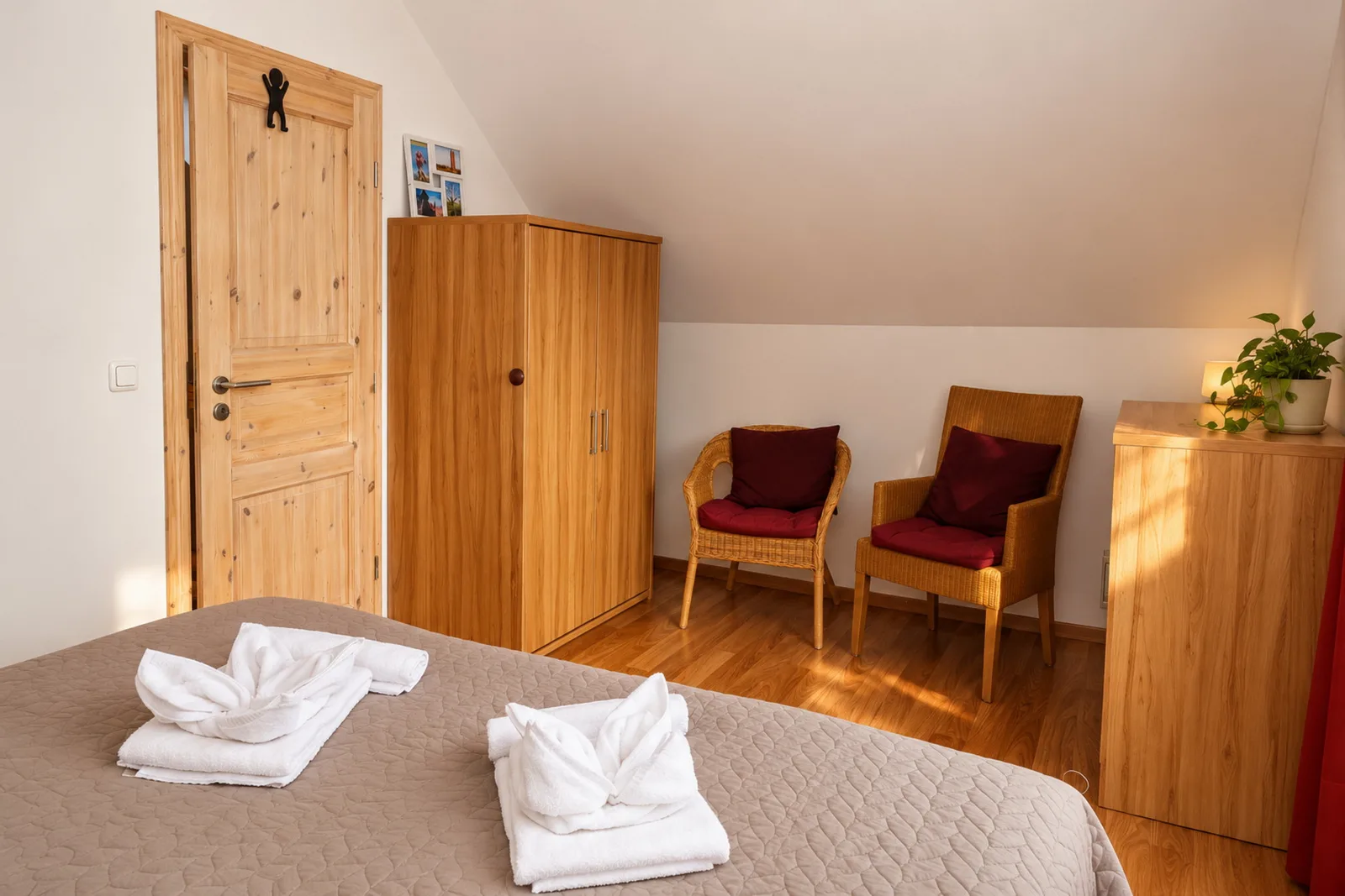 Ferienhaus Wellenläufer in Glowe mit Sauna, Kamin & Ostseeurlaub