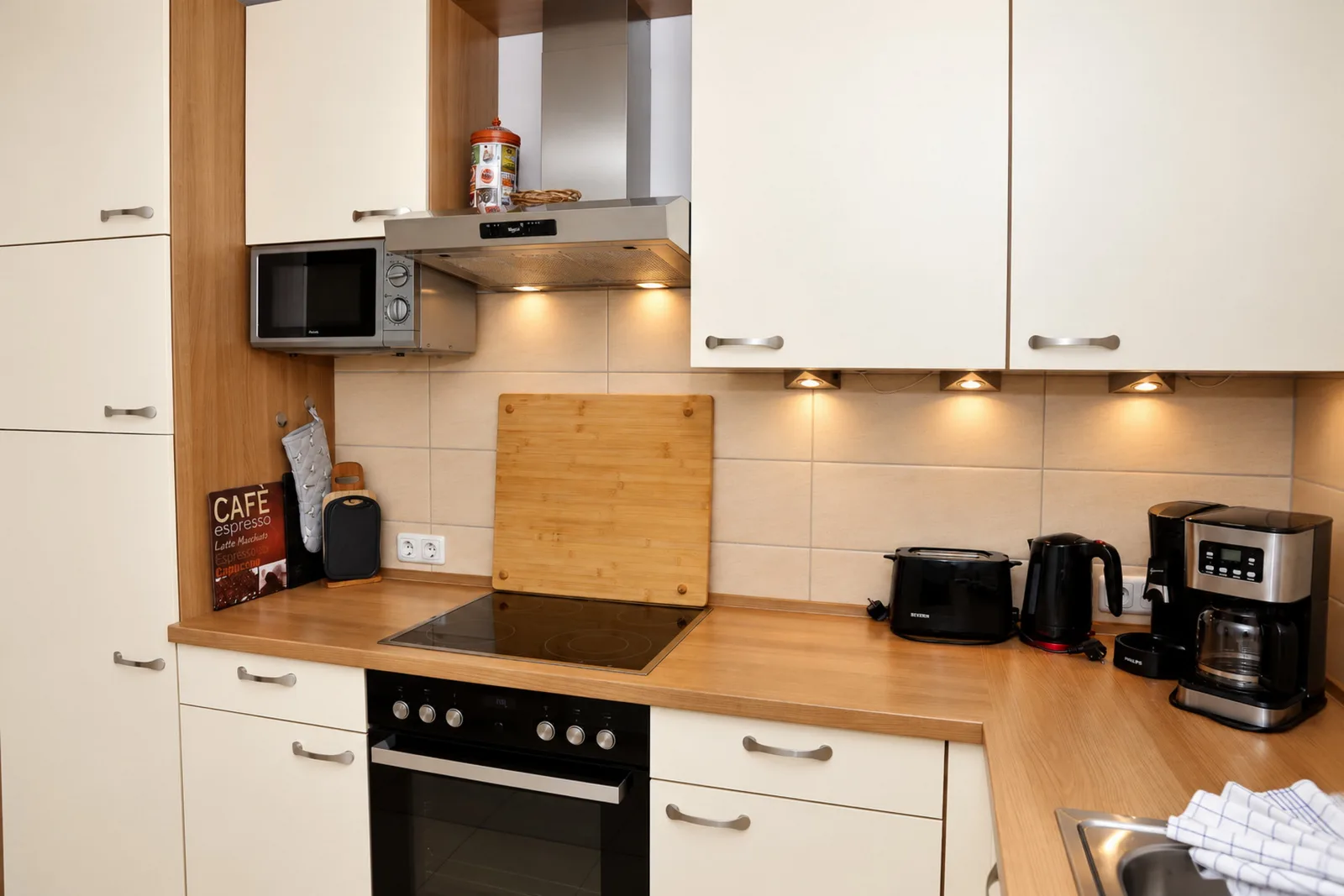 Ferienhaus Wellenläufer in Glowe mit Sauna, Kamin & Ostseeurlaub