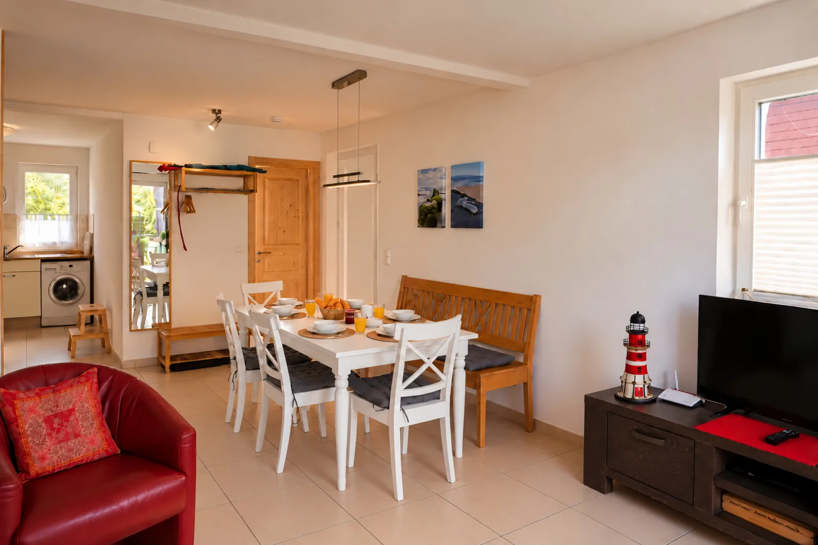 Ferienhaus Wellenläufer in Glowe mit Sauna, Kamin & Ostseeurlaub